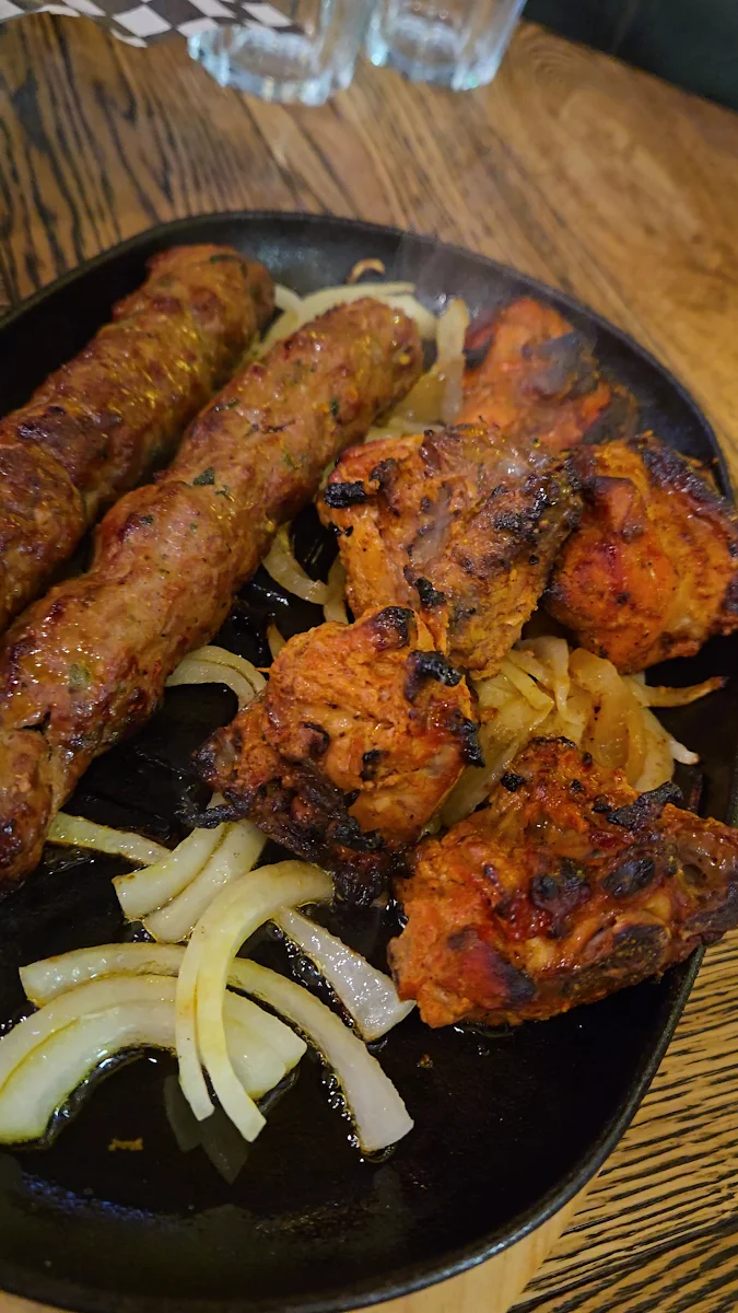 Food & drink, Apna Dera
