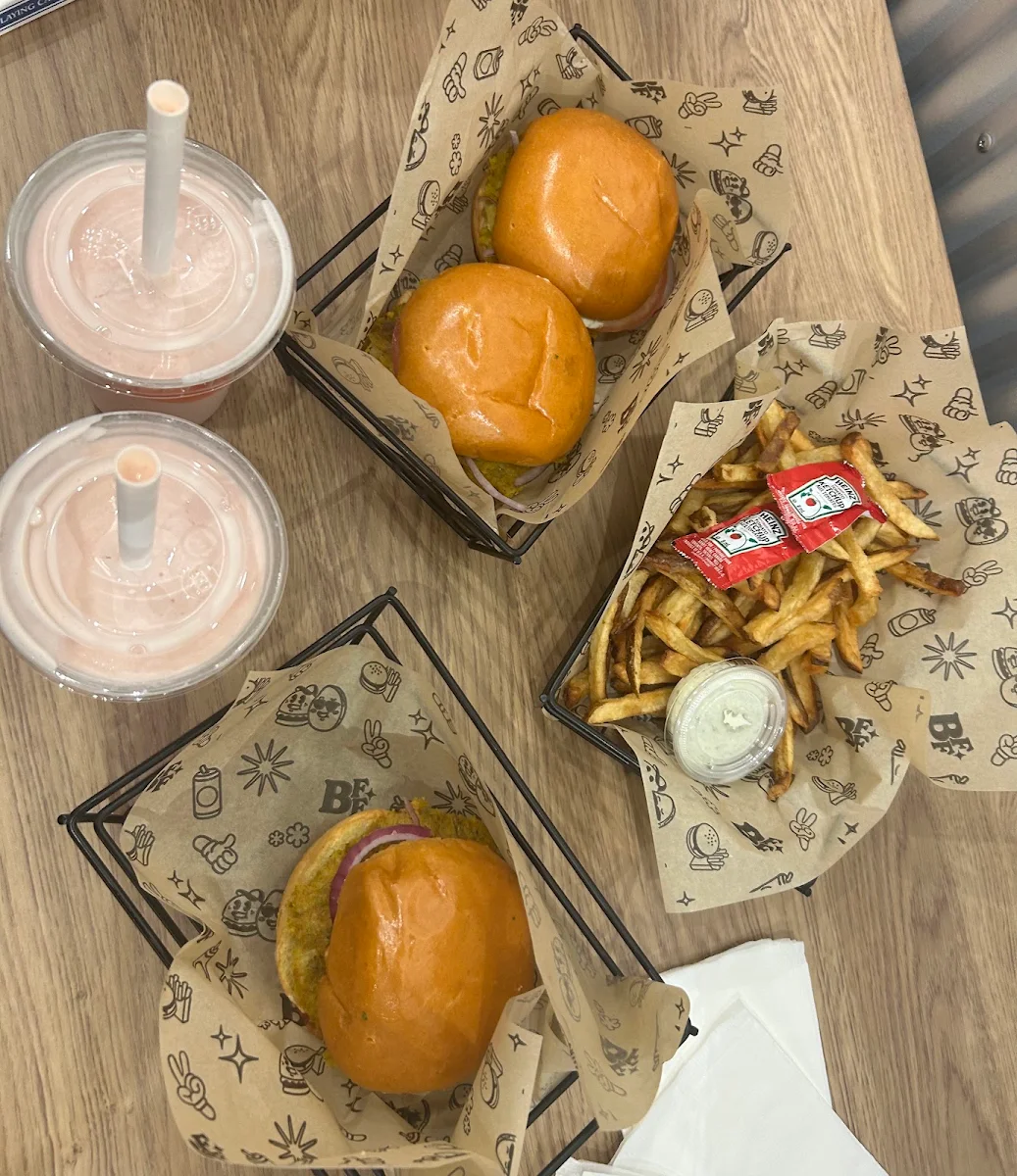 Food & drink, Burgers n' Fries Forever