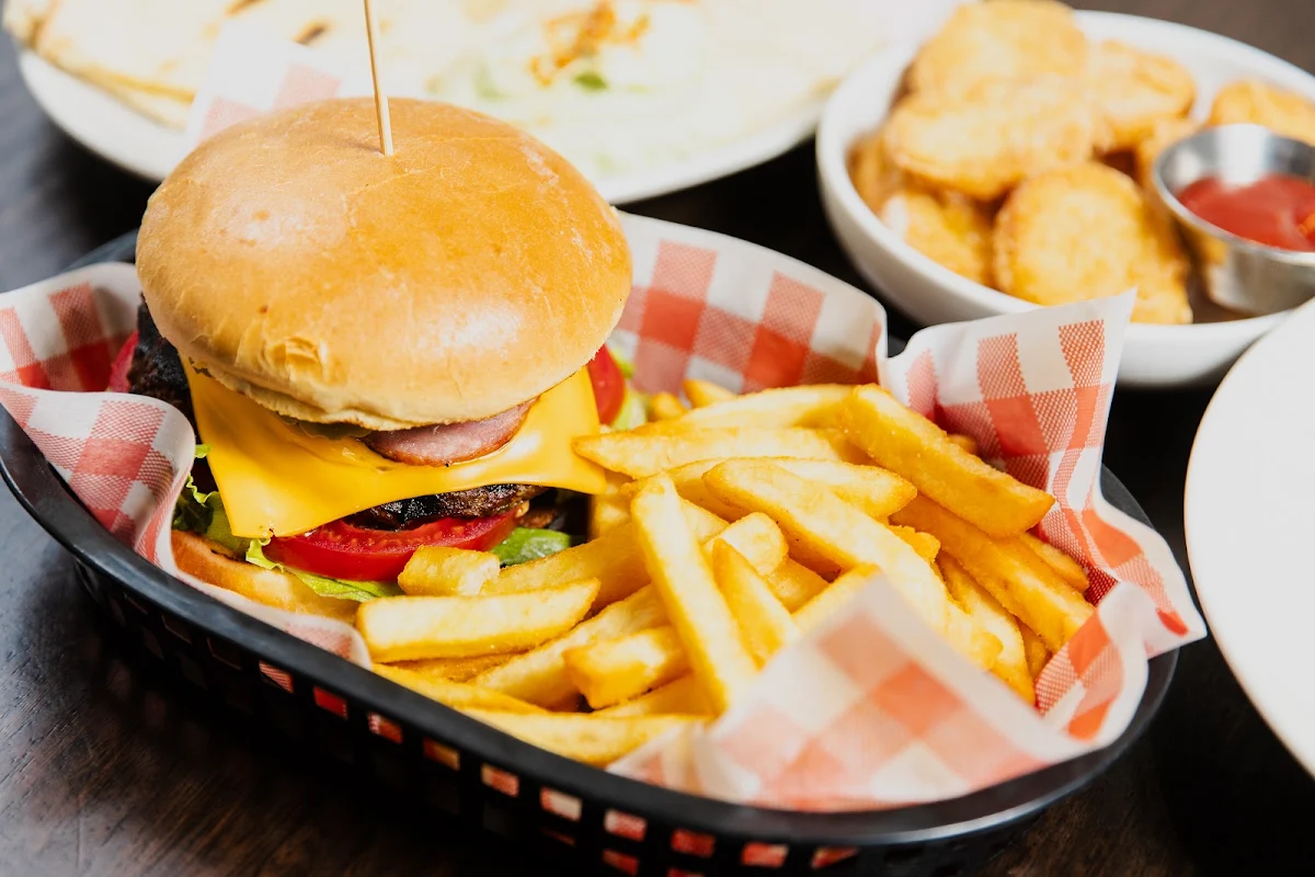Food & drink, The Coopers Inn