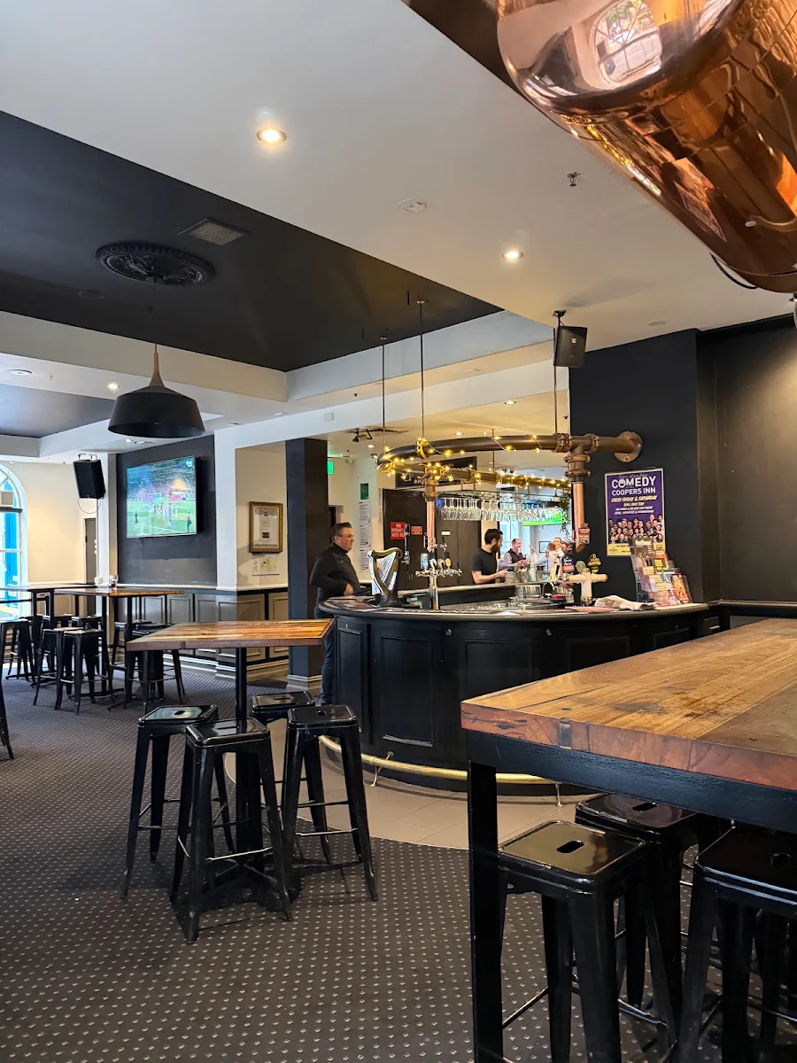 Vibe, The Coopers Inn