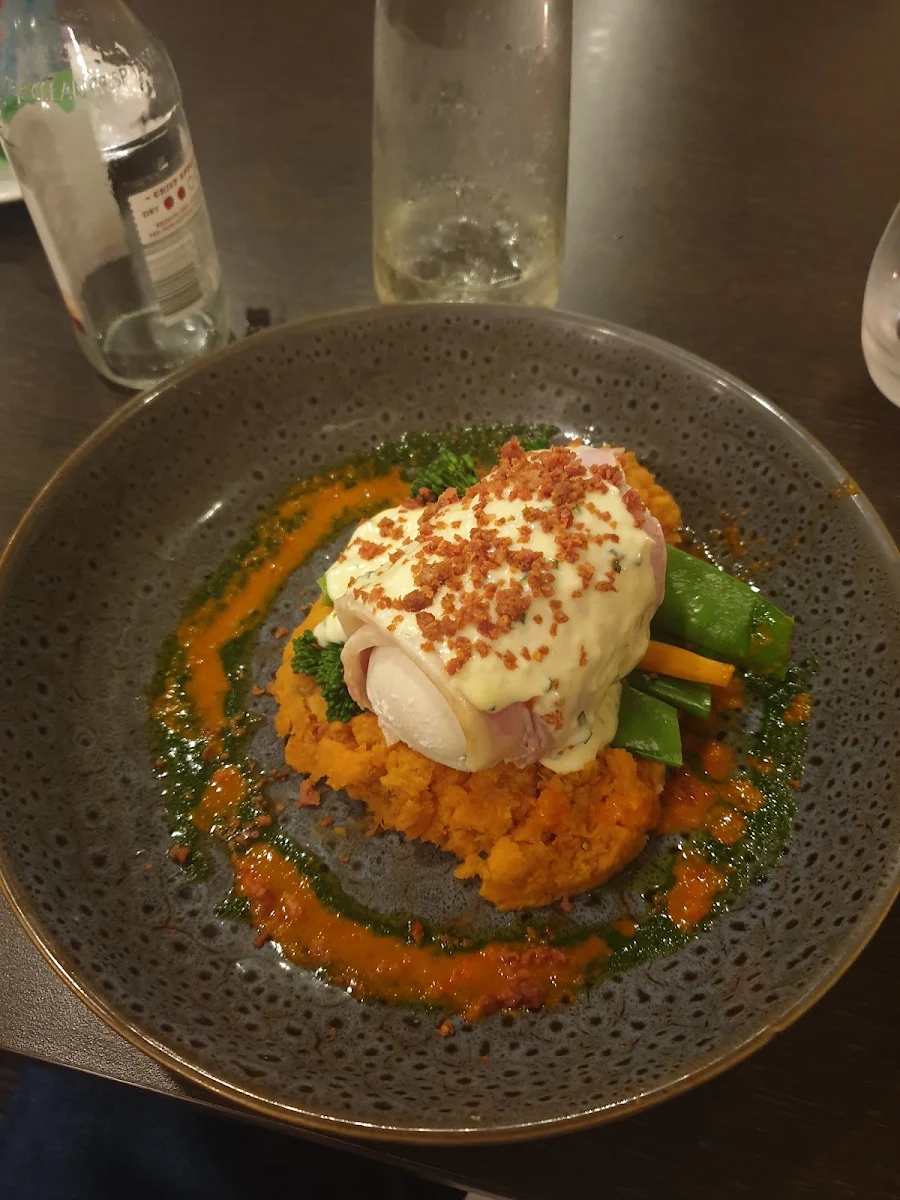 Food & drink, Ambassador On Ruthven Motel