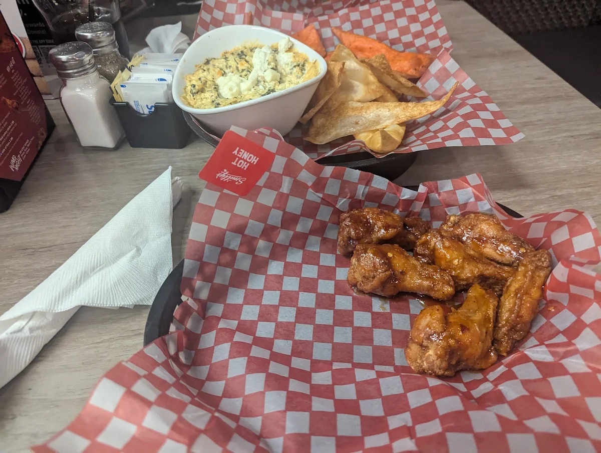 Food & drink, Smitty's Restaurant & Lounge - Winnipeg Garden City