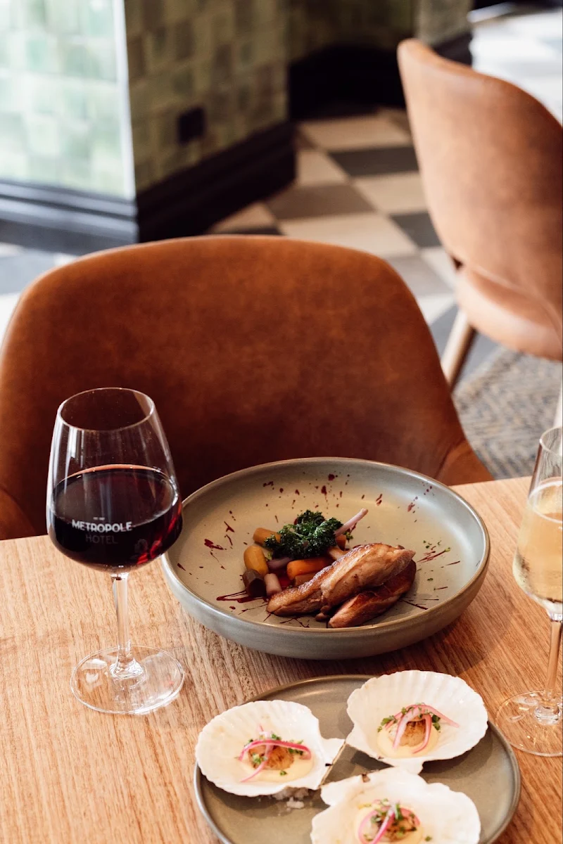 Food & drink, The Metropole Hotel