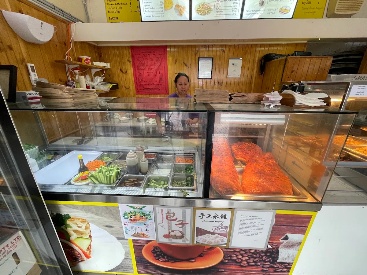 Vibe, Katrina's Noodles&Banh Mi