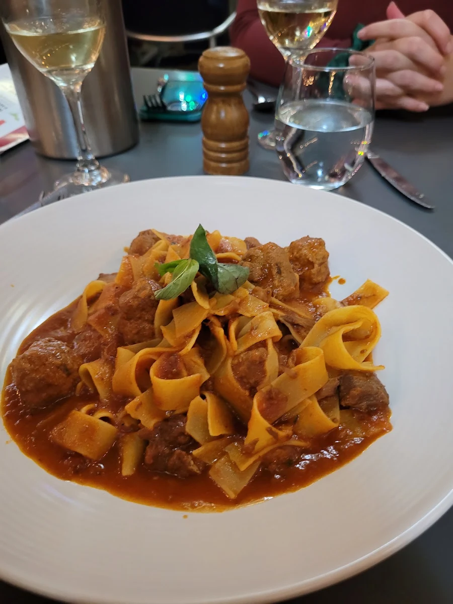 Food & drink, Renzo's Bar