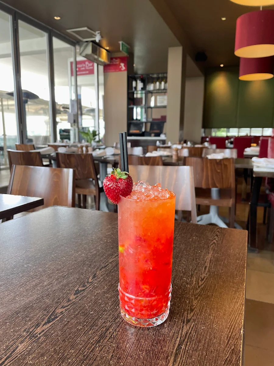 Food & drink, Renzo's Bar