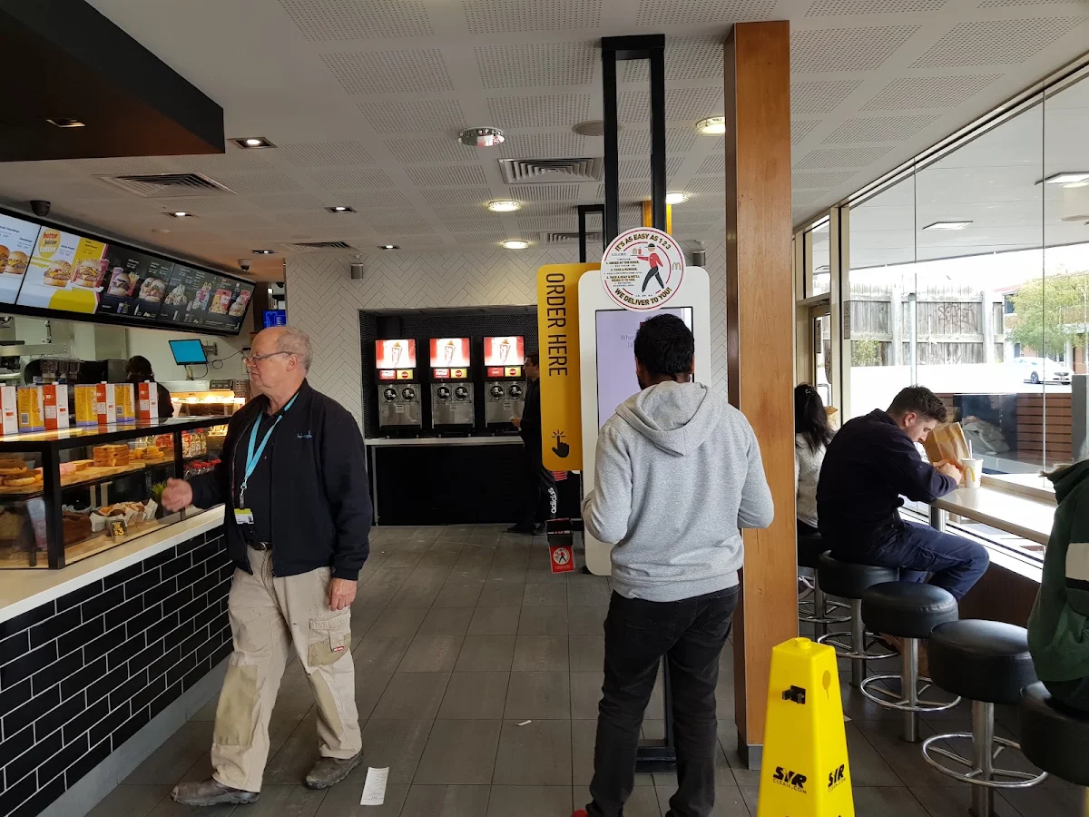 Vibe, McDonald's Holmesglen