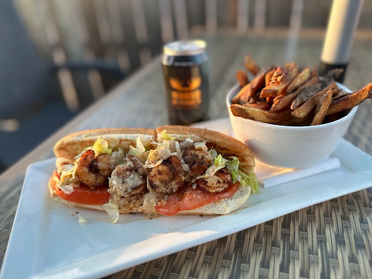 Food & drink, Moose McGuire's Huntclub