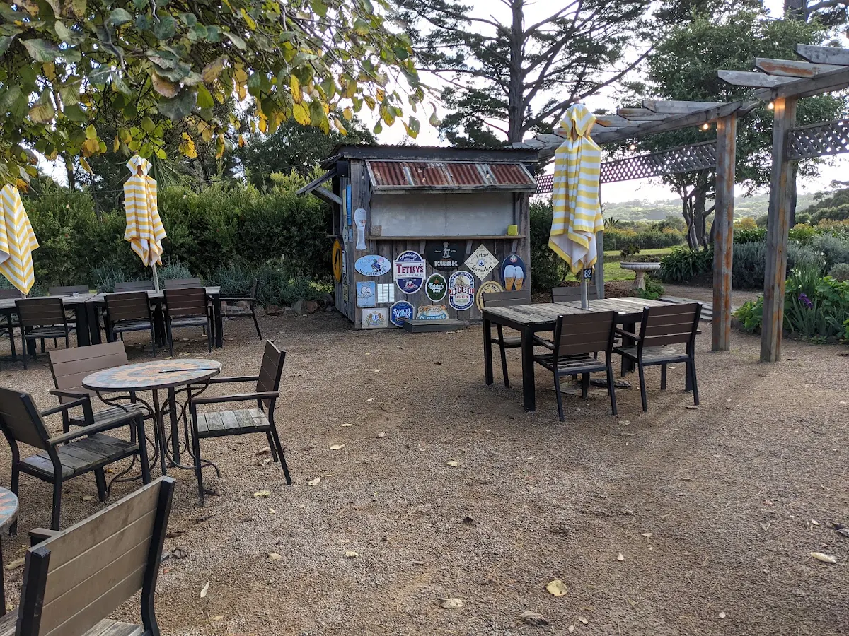 Vibe, The Pig & Whistle Tavern Main Ridge