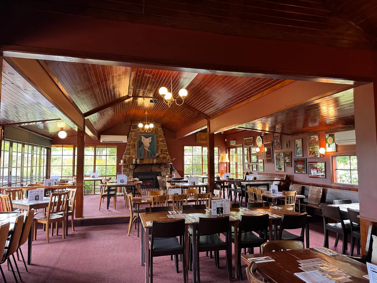 Vibe, The Pig & Whistle Tavern Main Ridge