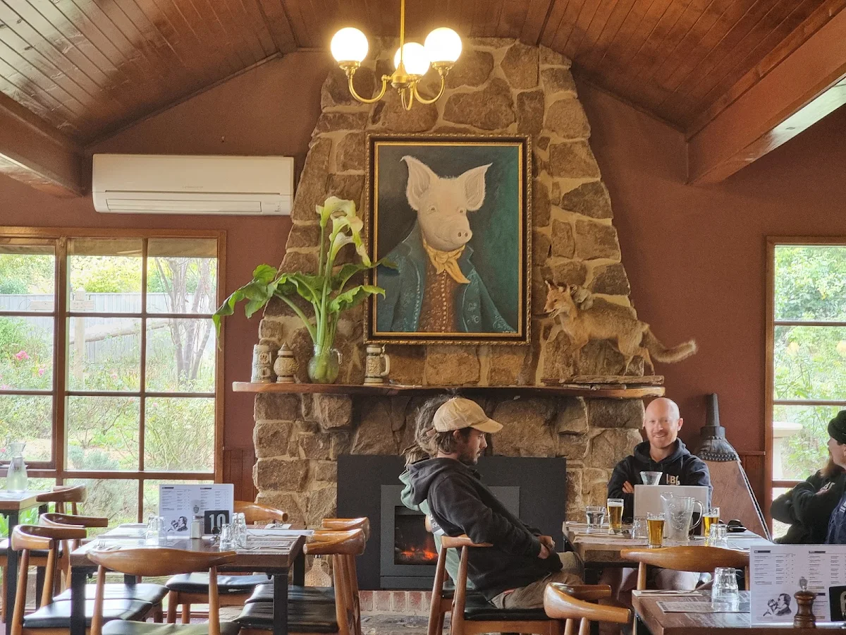 Vibe, The Pig & Whistle Tavern Main Ridge