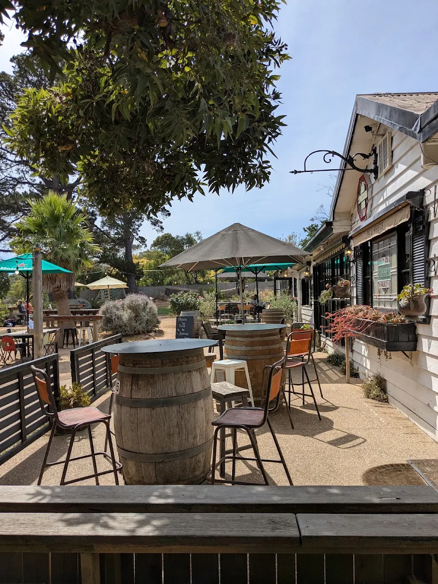 Vibe, The Pig & Whistle Tavern Main Ridge