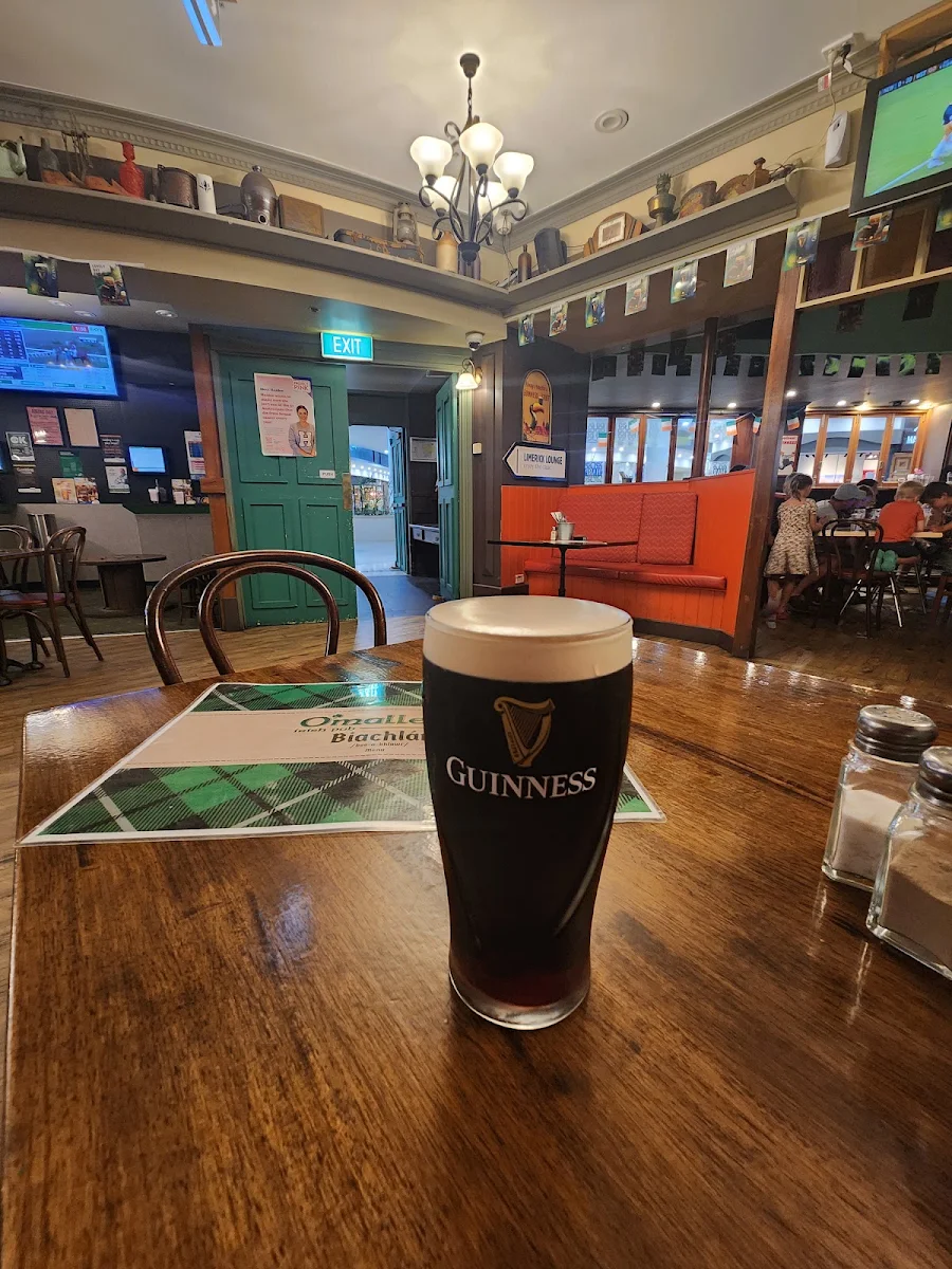 Food & drink, Foxy Malone's Irish Pub