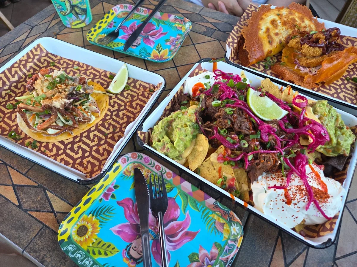 Food & drink, Cartel Taqueria - Belco