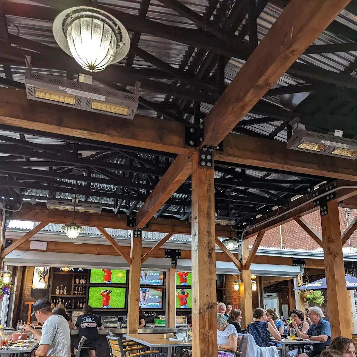 Vibe, Lone Star Texas Grill