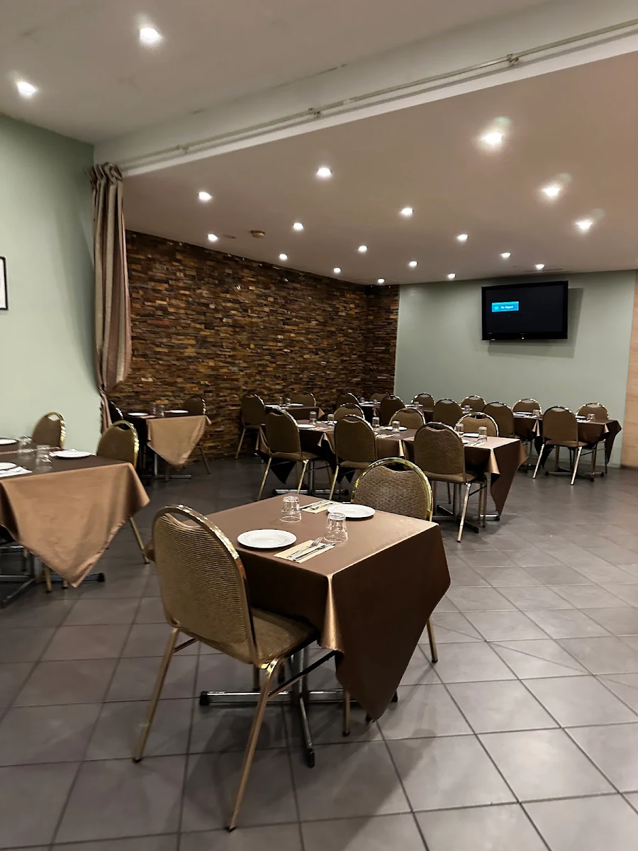 Vibe, Tadka Indian Restaurant