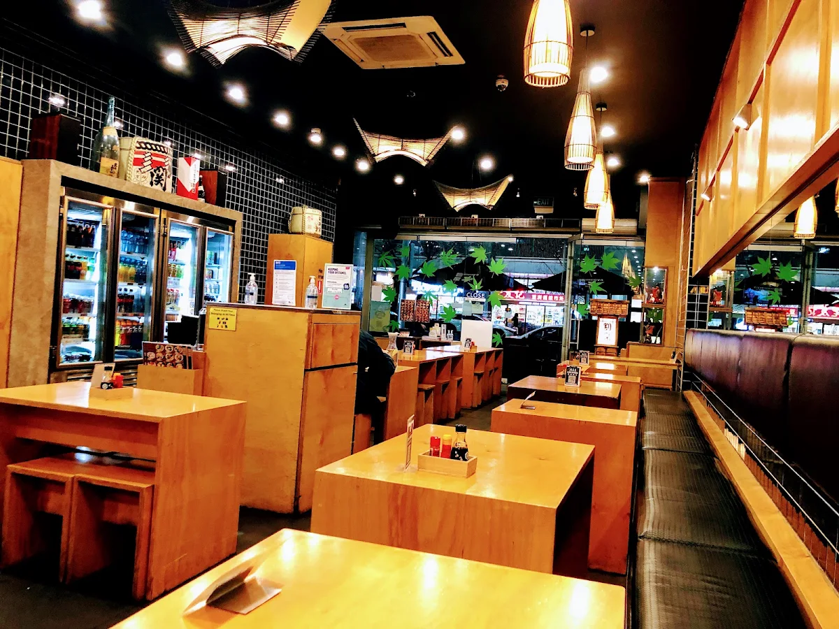 Vibe, Menya Ramen Elizabeth
