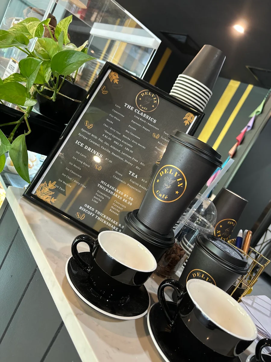 Menu, Delvin Café