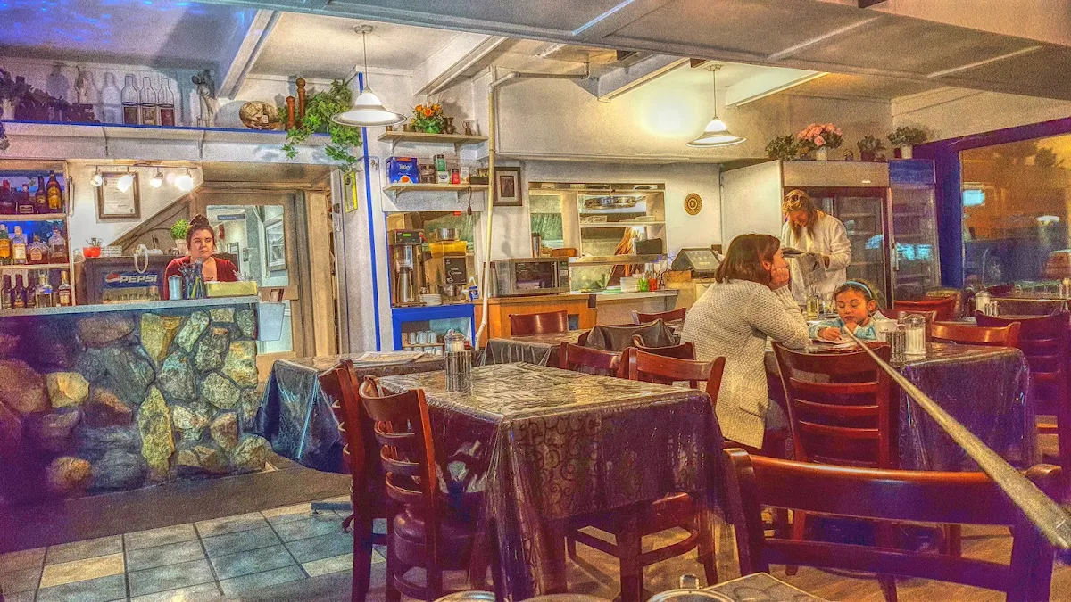 Vibe, Heartland Restaurant