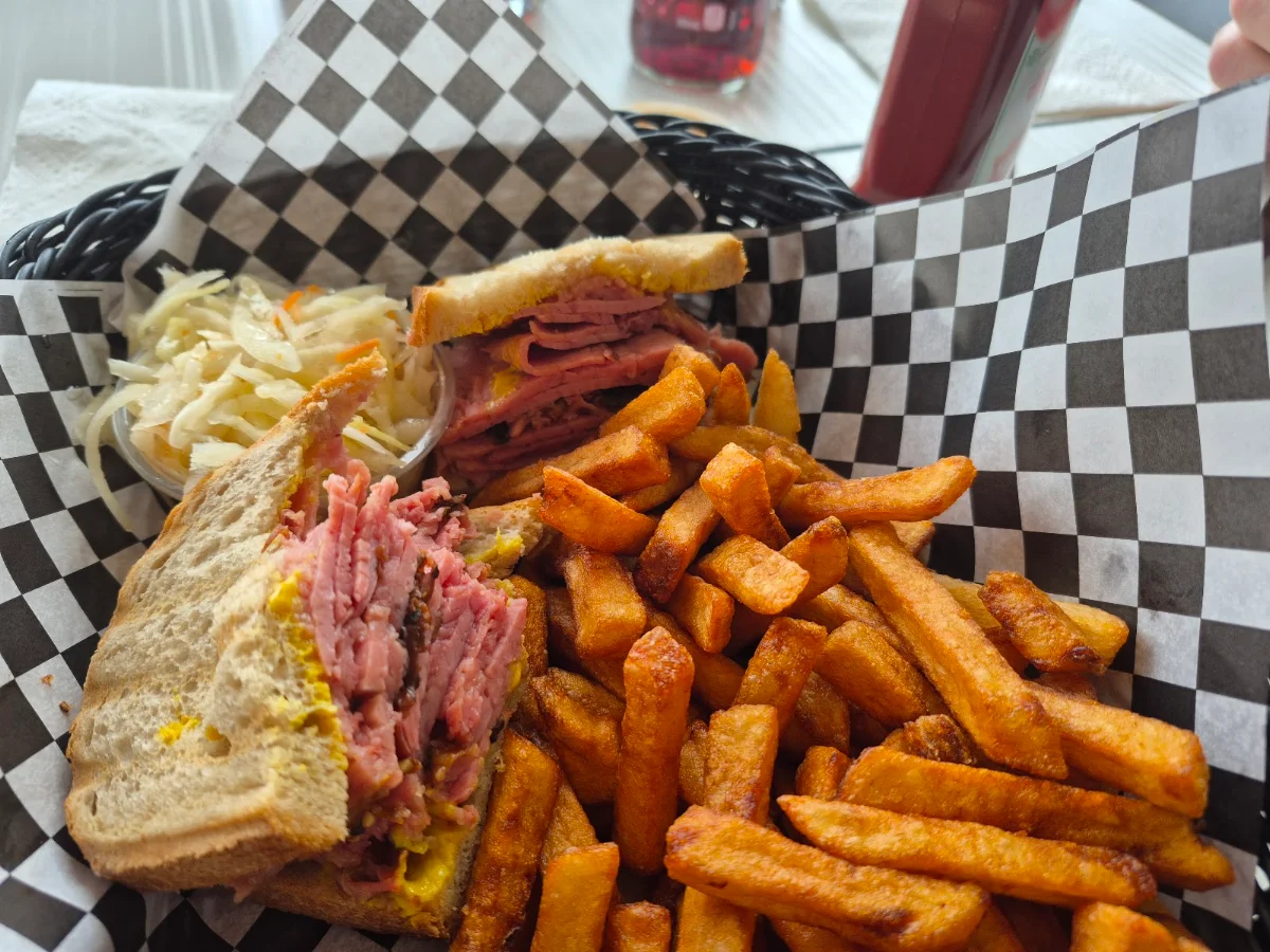 Food & drink, Edward Smoked Meat