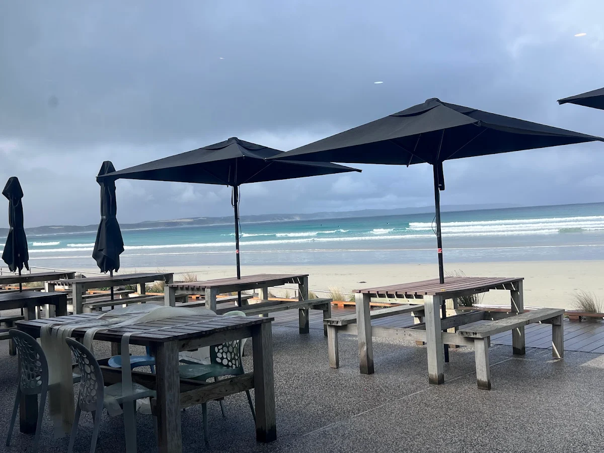 Vibe, Bridgewater Bay Cafe
