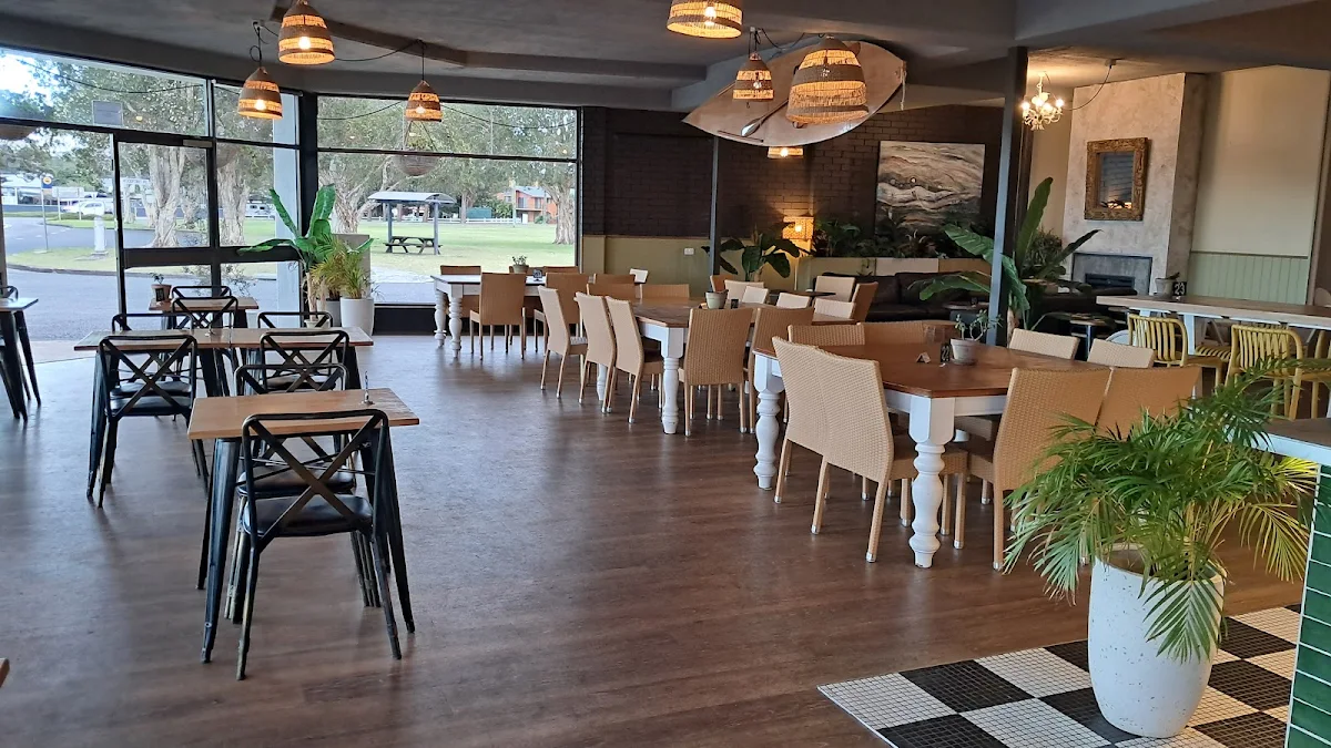 Vibe, Riverview Cafe on Camden
