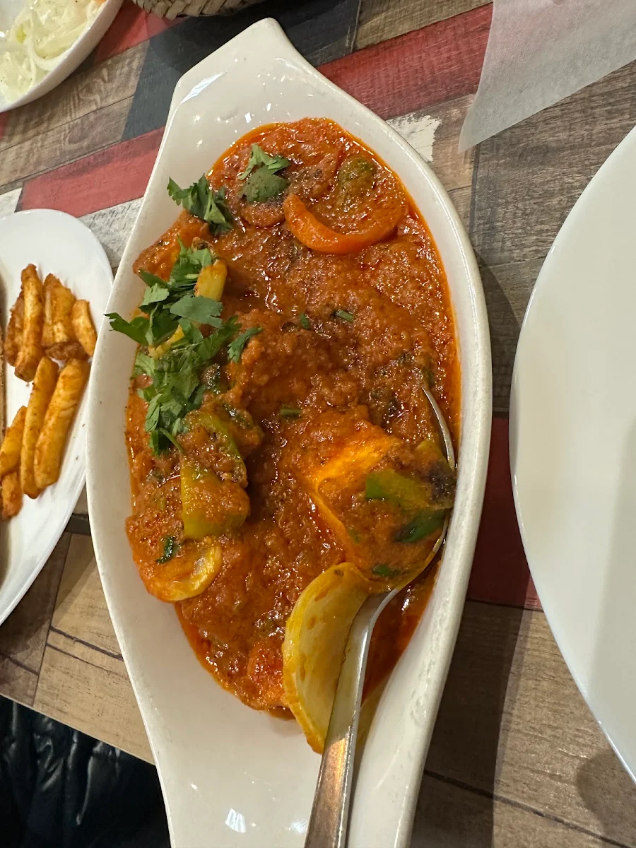 Food & drink, LAHORI CHARGHA HUTT