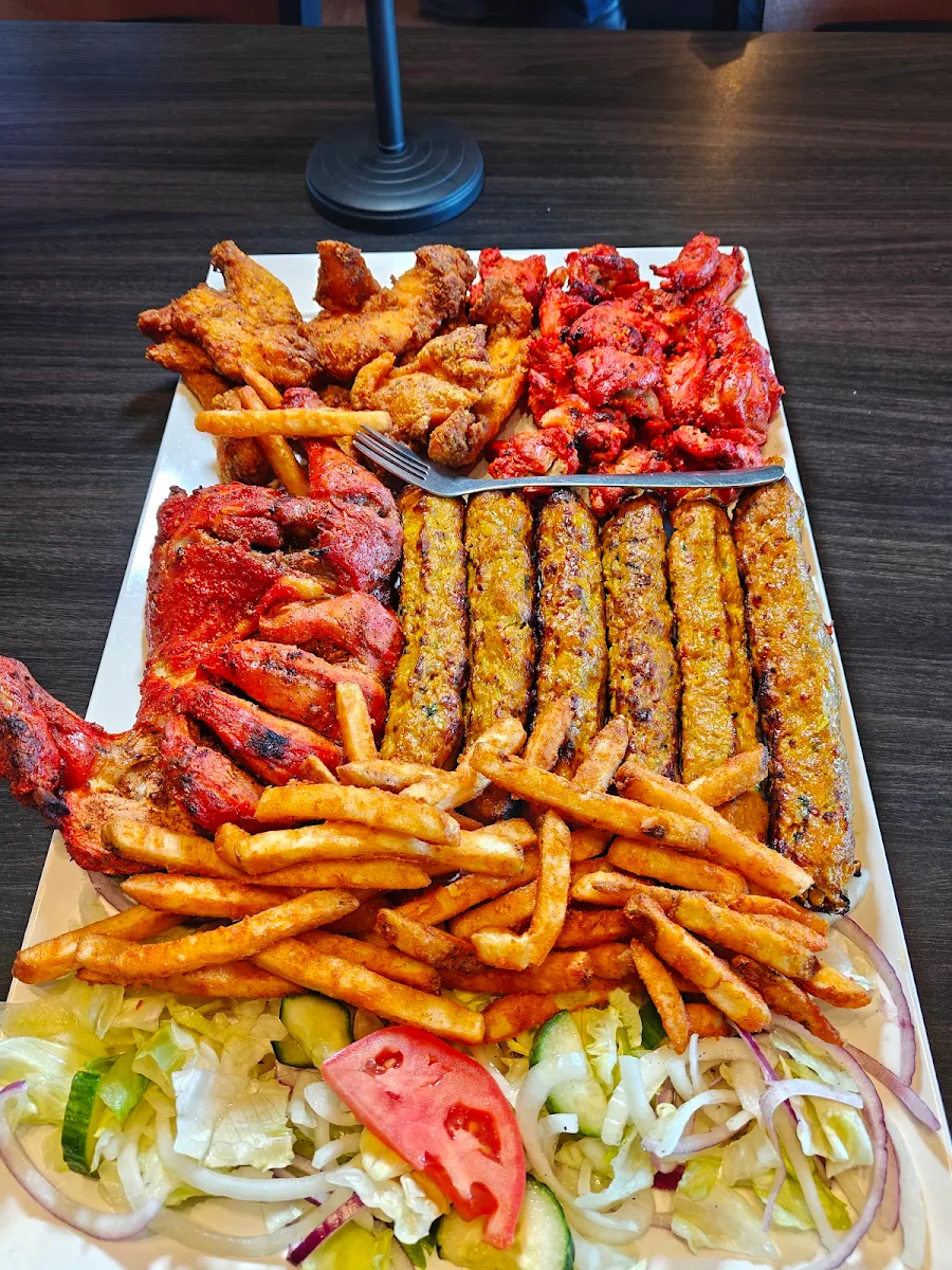 Food & drink, LAHORI CHARGHA HUTT