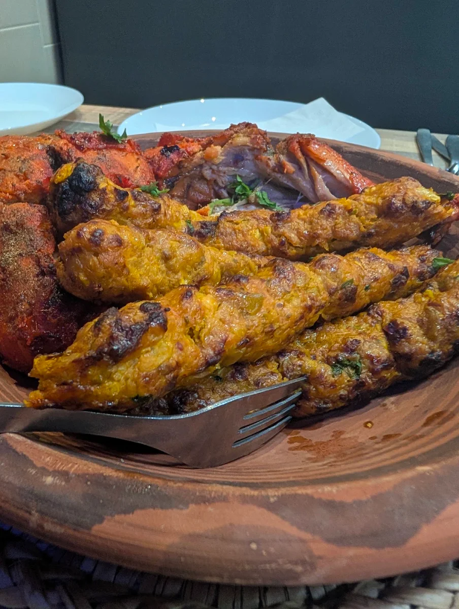 Food & drink, LAHORI CHARGHA HUTT