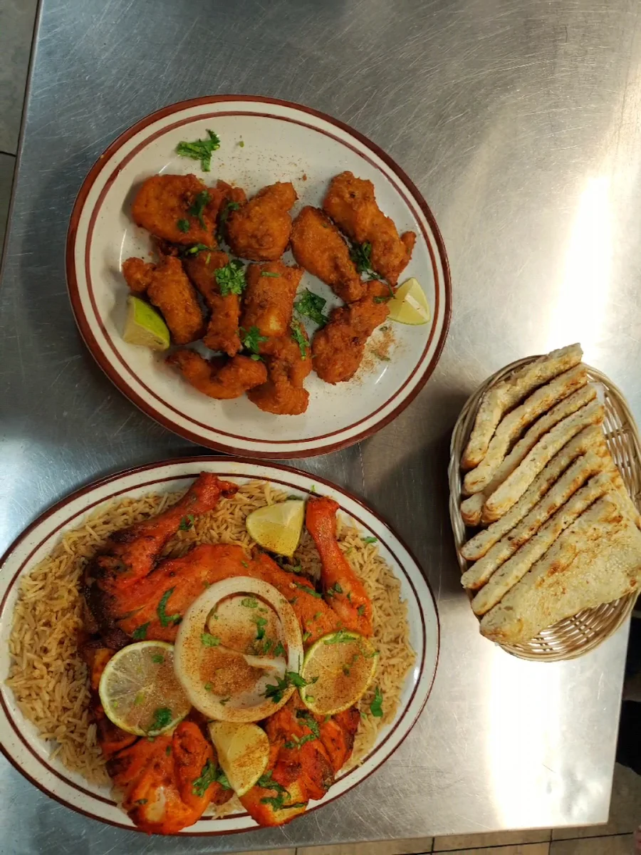 Food & drink, LAHORI CHARGHA HUTT