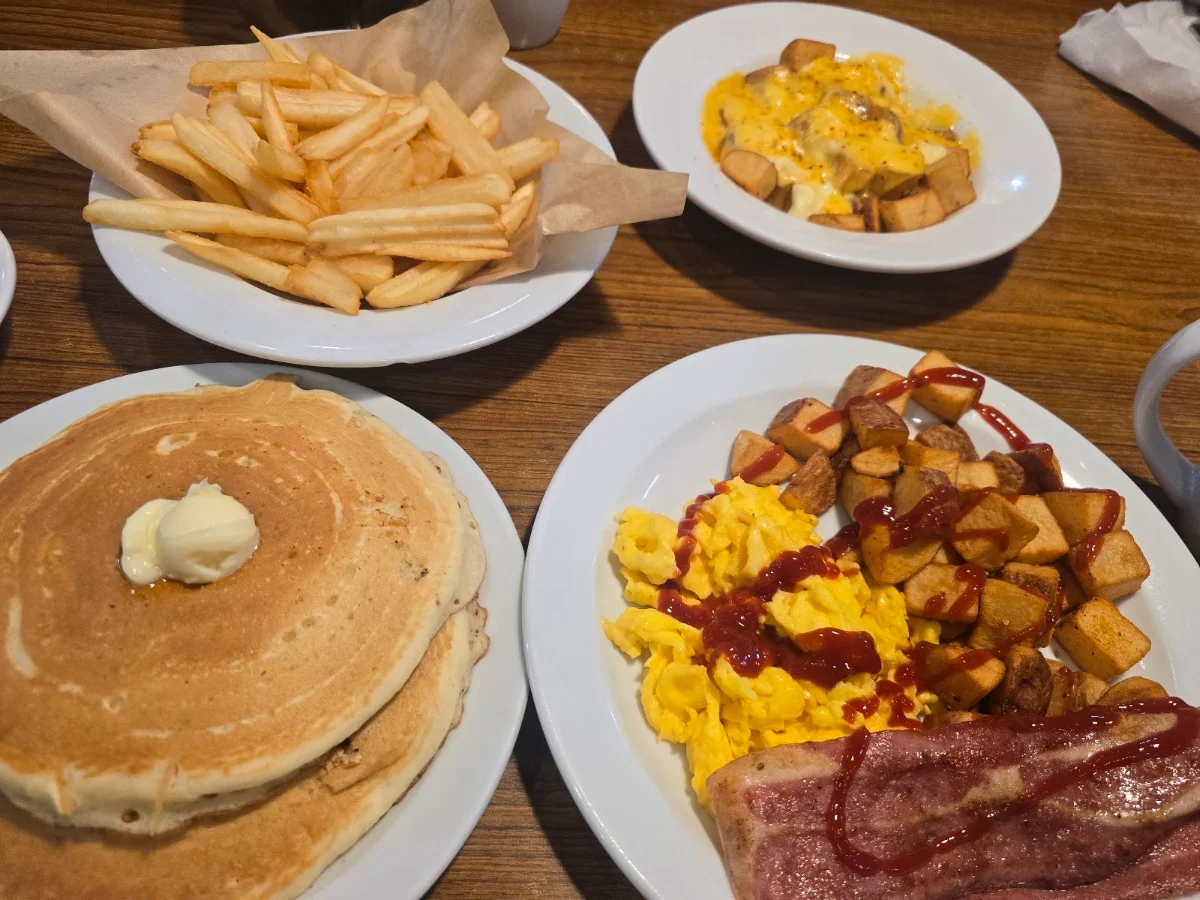 Food & drink, Denny's Delta Restaurant