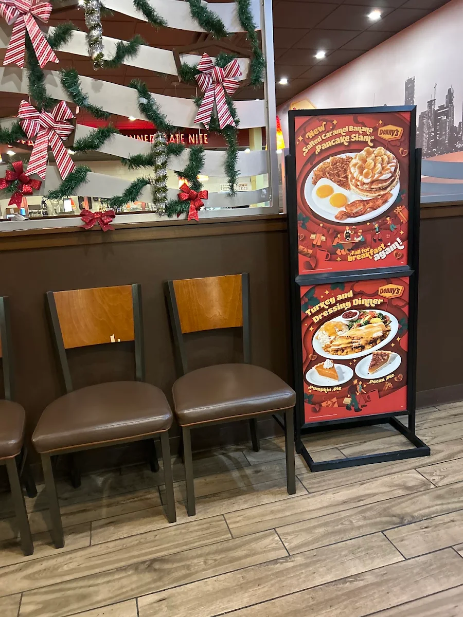 Vibe, Denny's Delta Restaurant