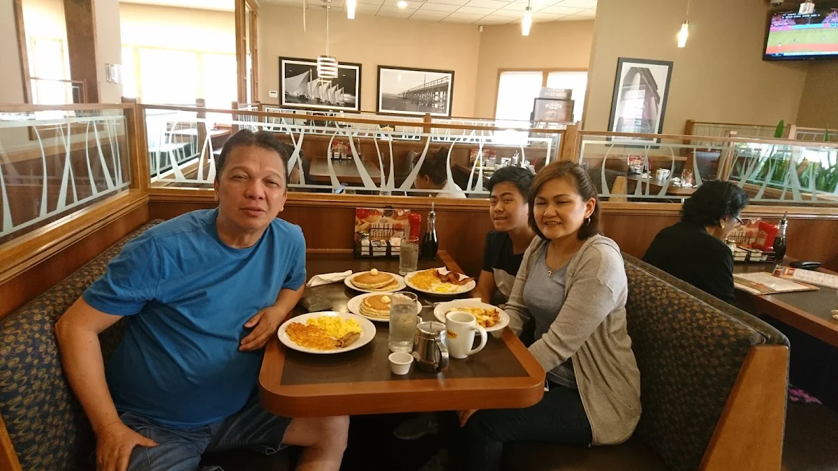 Vibe, Denny's Delta Restaurant
