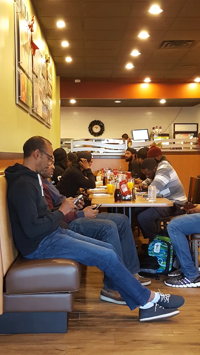 Vibe, Denny's Delta Restaurant