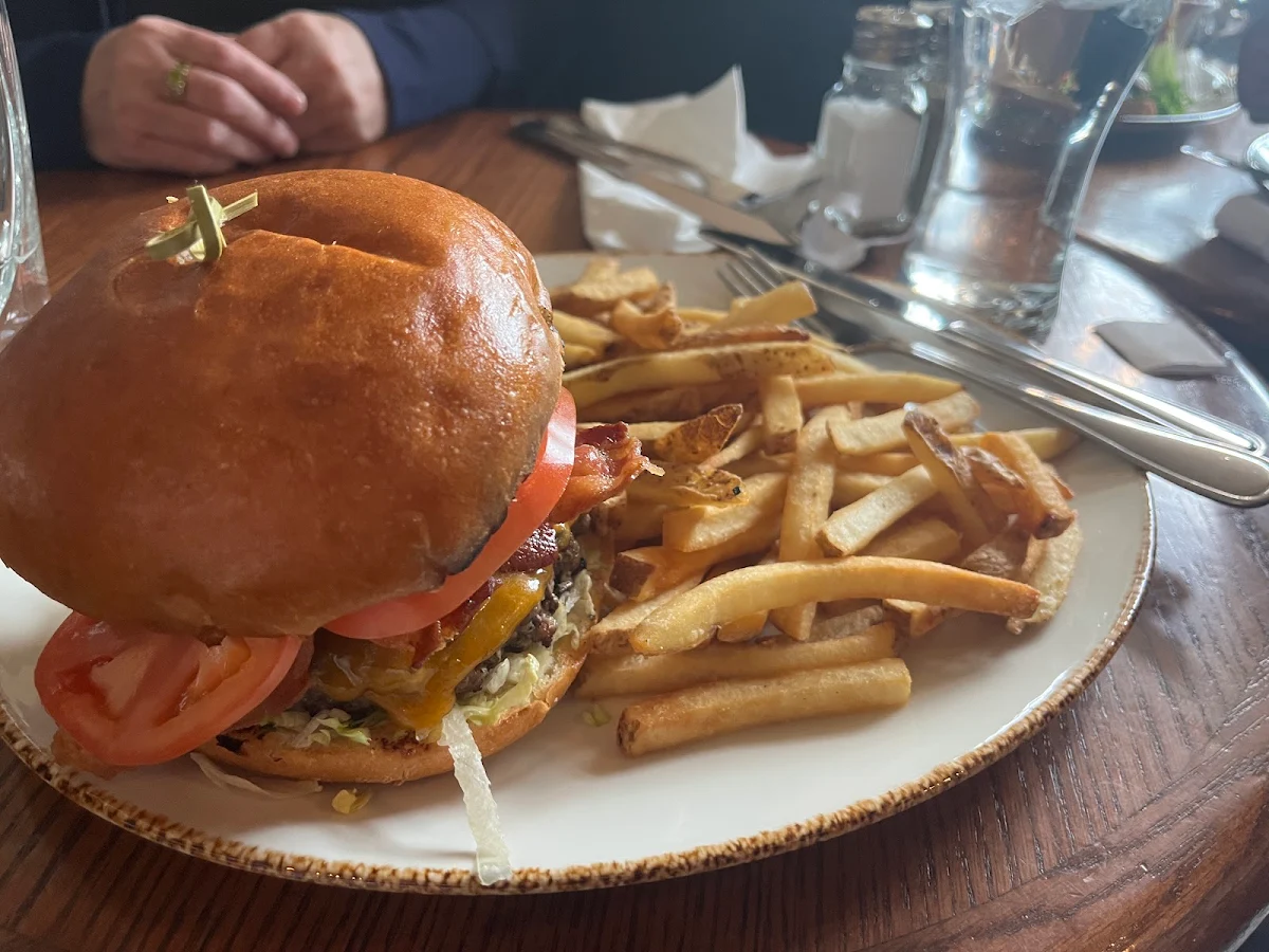 Food & drink, D'Arcy McGee's