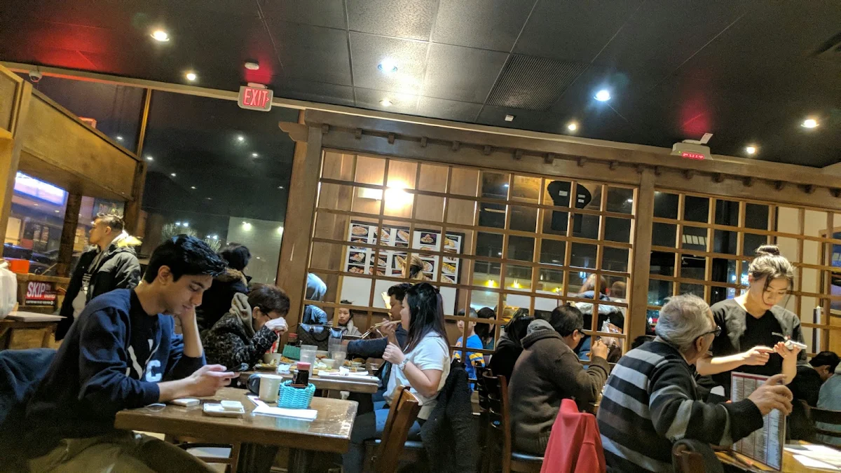 Vibe, Sushi & Roll