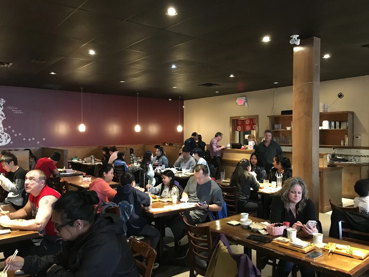 Vibe, Sushi & Roll