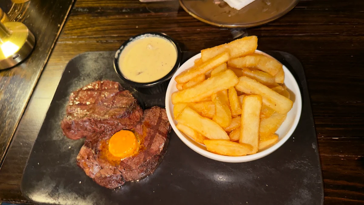 Food & drink photo 3