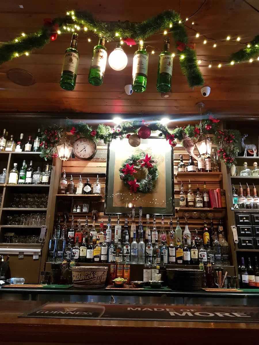 Vibe, Seanchai Irish Pub