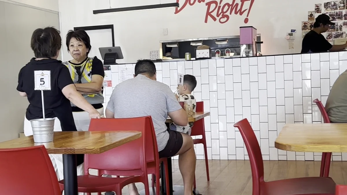 Vibe, Aunty Alice Kopitiam