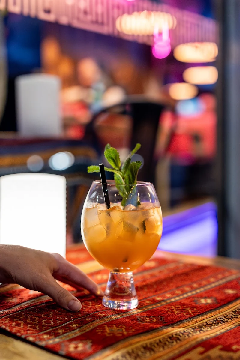Food & drink, Little Aladdin
