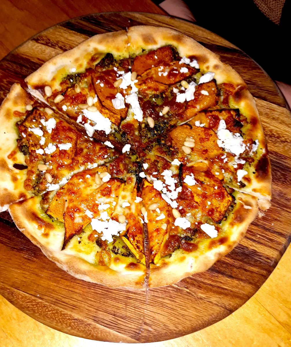 Food & drink, The Main Bar