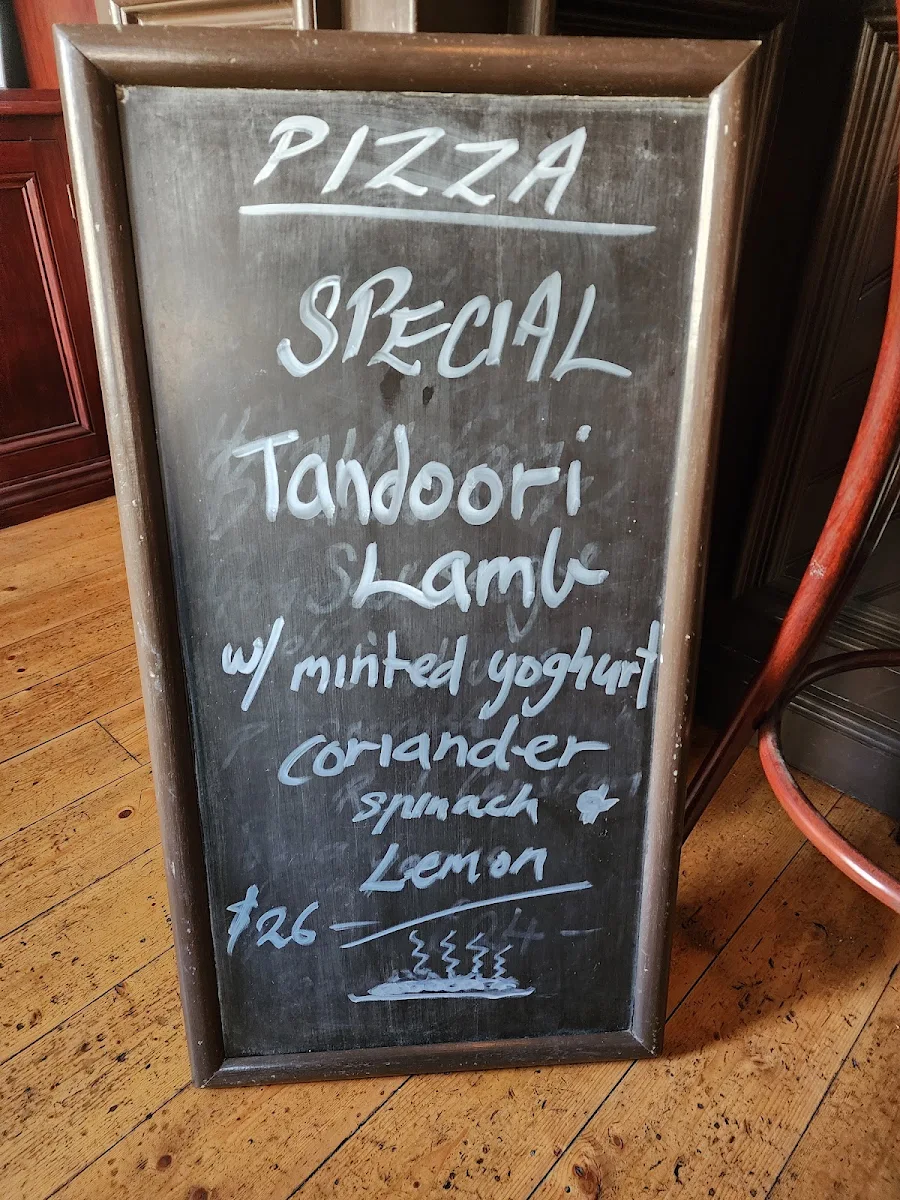 Menu, The Main Bar