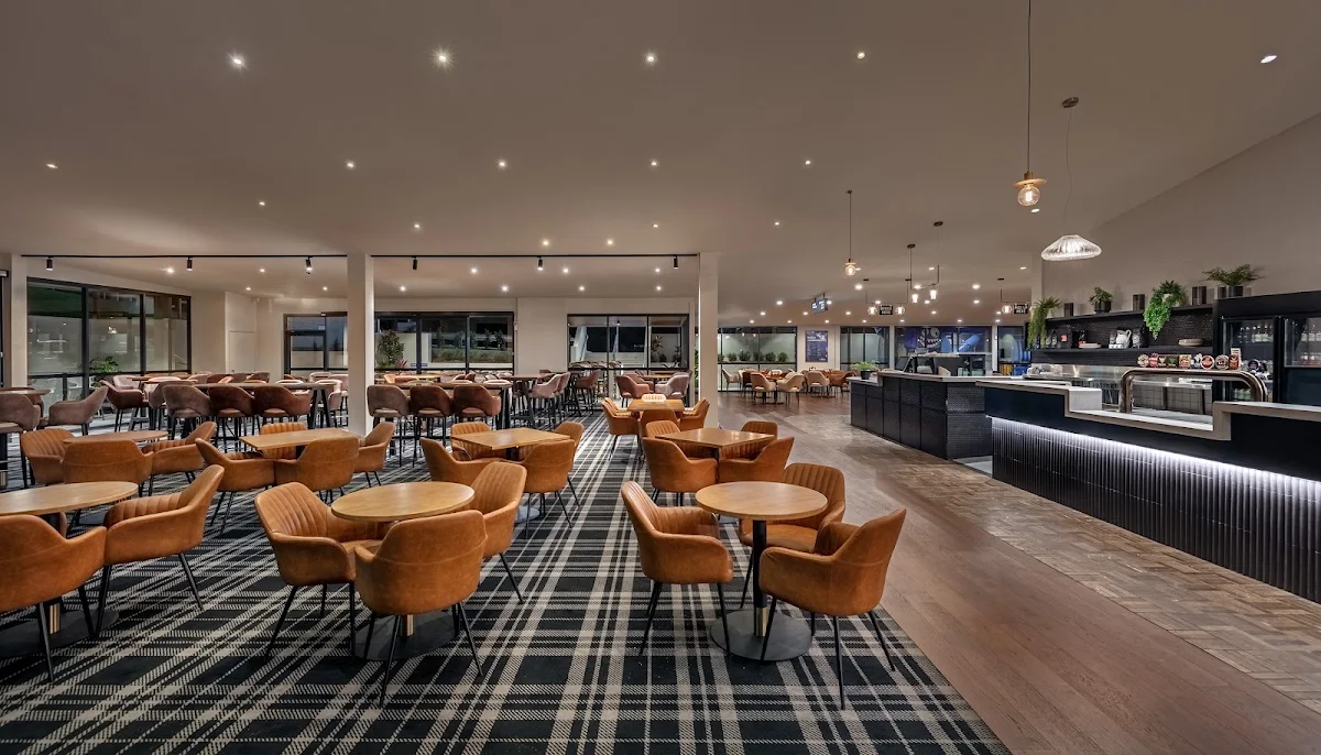 Vibe, Hotel Elermore