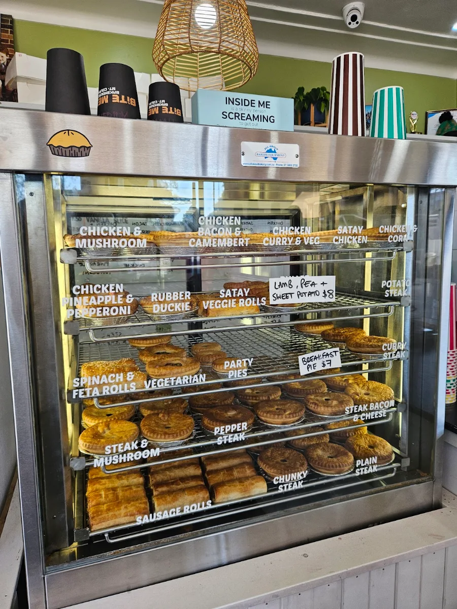 Vibe, Bite Me Bakehouse