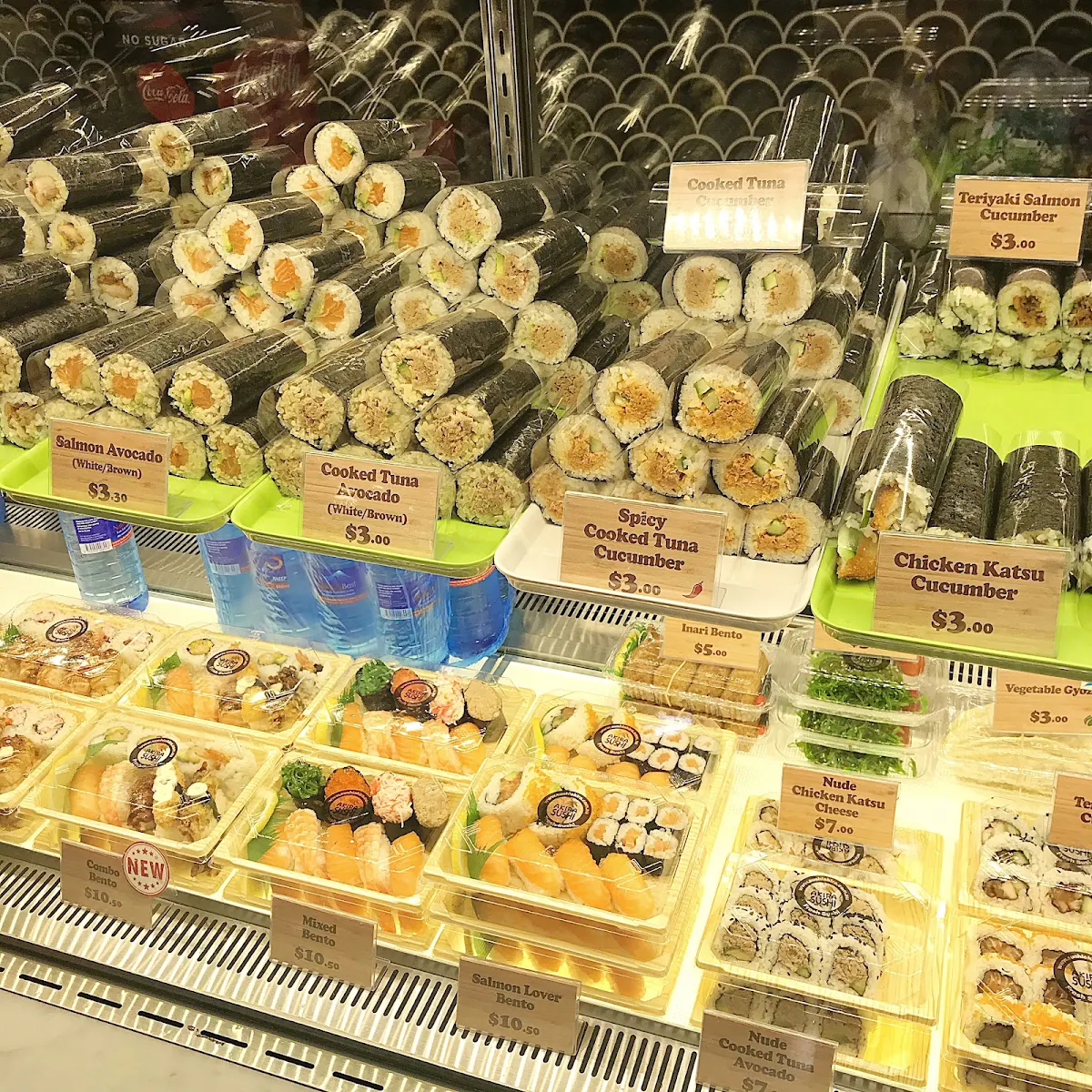 Vibe, Akira Sushi