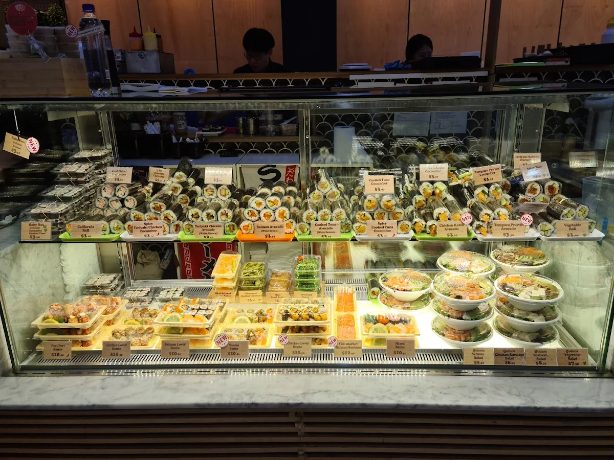 Vibe, Akira Sushi
