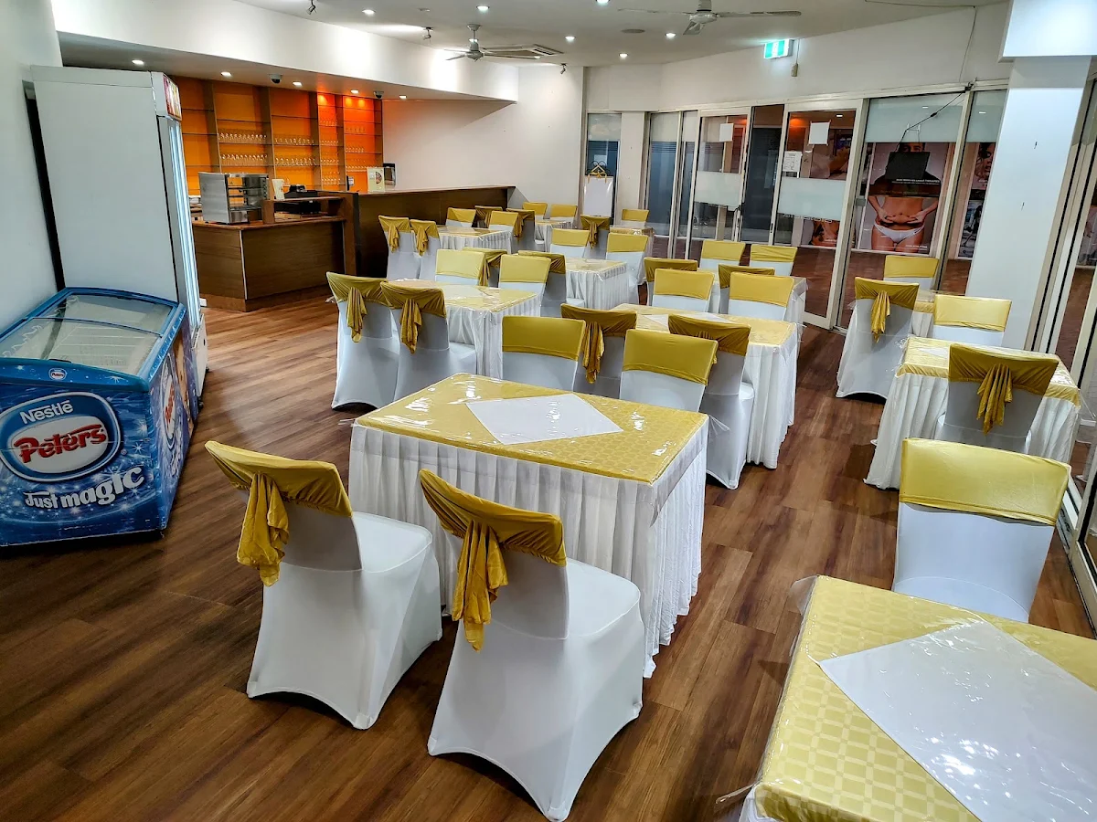 Vibe, Deccan Paradise Restaurant and Grill