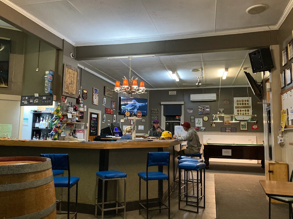 Vibe, The Stag Hotel Learmonth