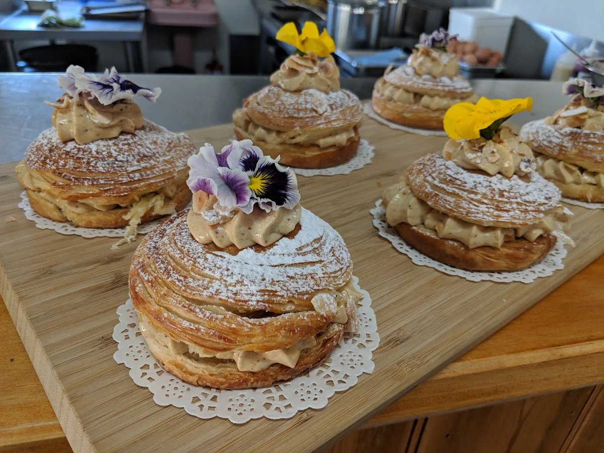 Food & drink, L'Anse French Café & Croissanterie